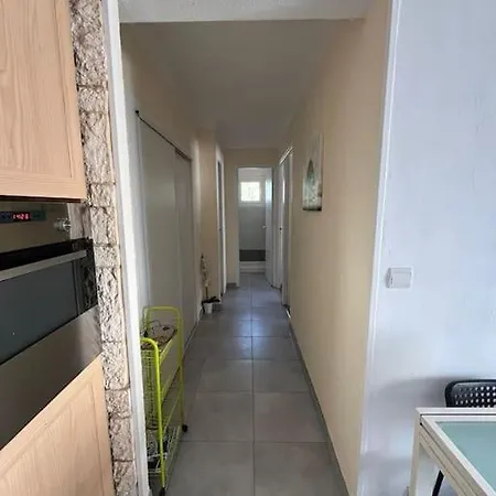 2 Chambre, Climatisation, A 50m *